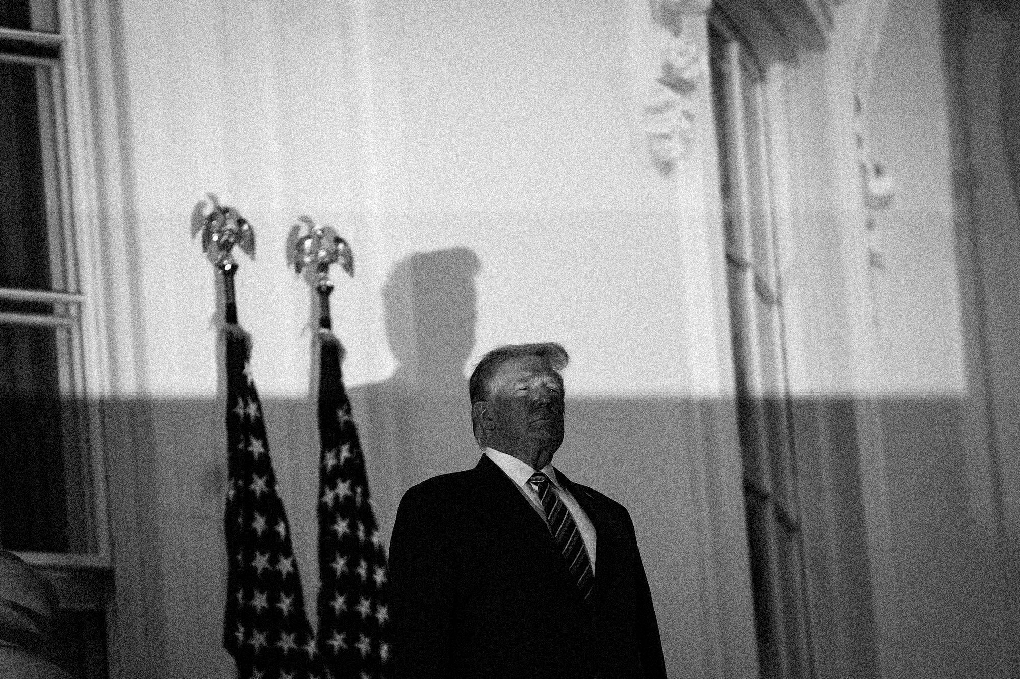 President Donald Trump returns to the White House after receiving treatment for Covid on Oct. 5, 2020. (Jabin Botsford / The Washington Post via Getty Images file)